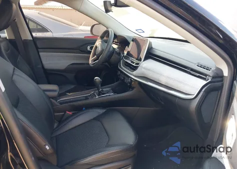 2022 Jeep Compass Latitude Fwd z USA, uszkodzony, nr VIN 3C4NJCBB5NT149291